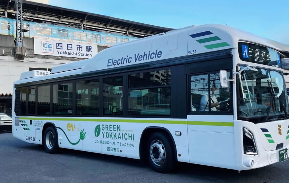 三重交通株式会社が導入したEVバスの写真